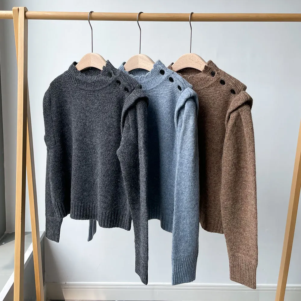 

2021 Early Autumn New Retro Button Thread Round Neck Cashmere Sweater Women Thin Knitted Cardigan