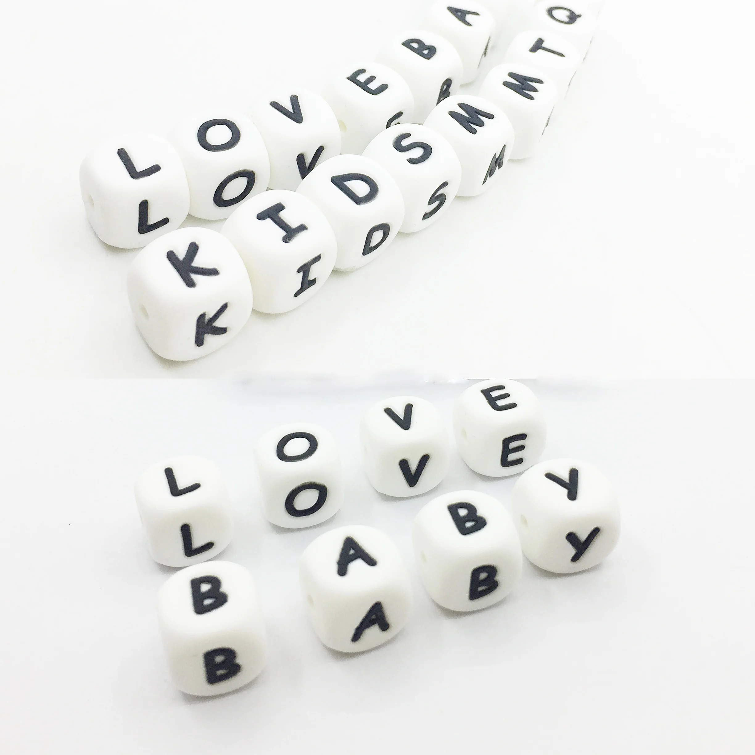 10 шт./лот силиконовые бусины с буквами детский Прорезыватель для имени на соске