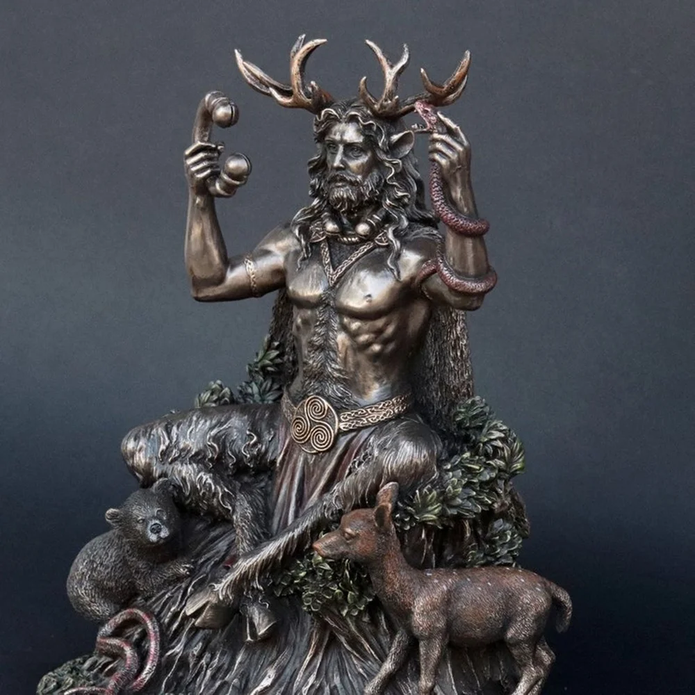 

5 Inch Cernunnos Celtics Horned God of Animals Resin Statue The Underworld Statue for Home Garden Decoration Room Decoration HFD