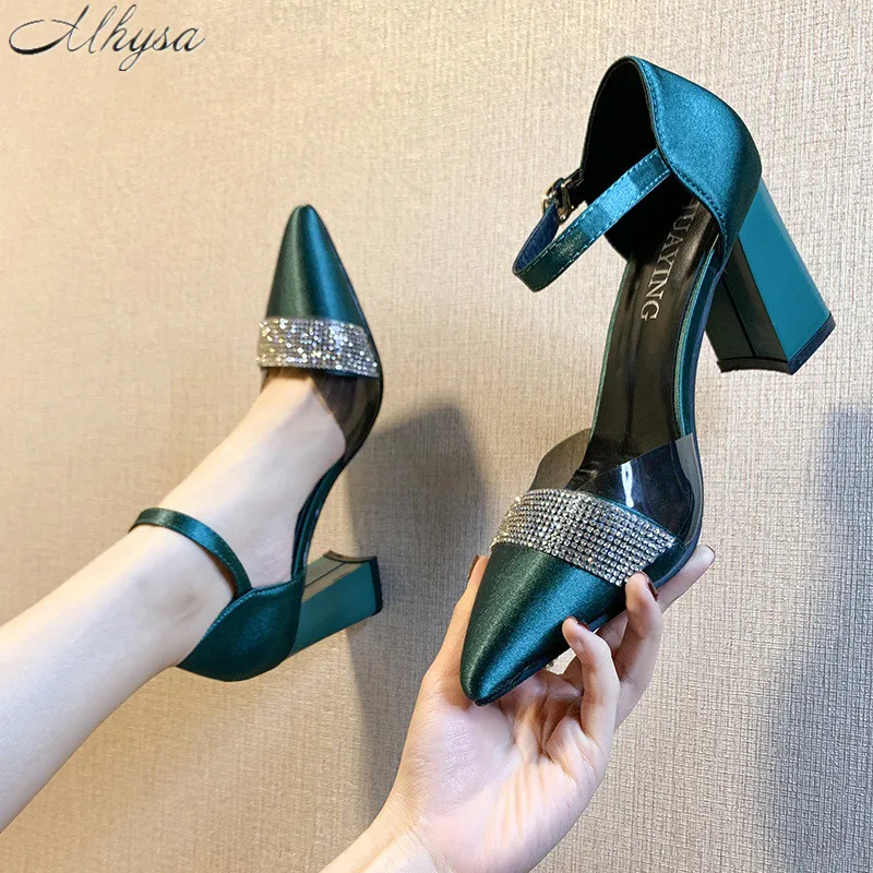 2021 летние модные удобные женские сандалии со стразами односторонняя Пряжка