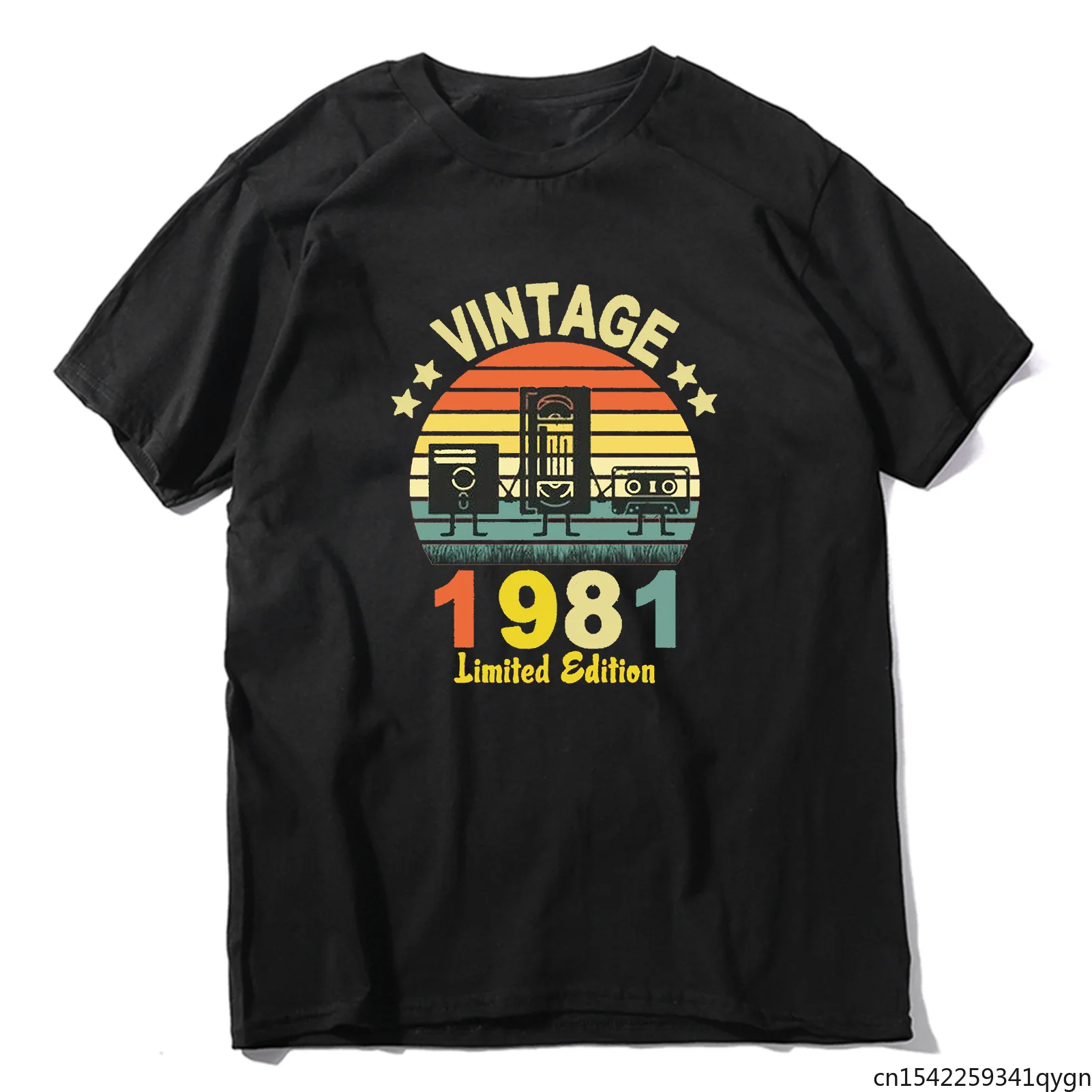 

Unisex Never Forget Vintage Floppy Disk VHS and Cassette Tape 80s Gifts 1981 Funny Men's T-Shirt Summer Women Tee