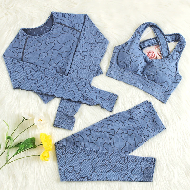 

Sportswear & Accessories