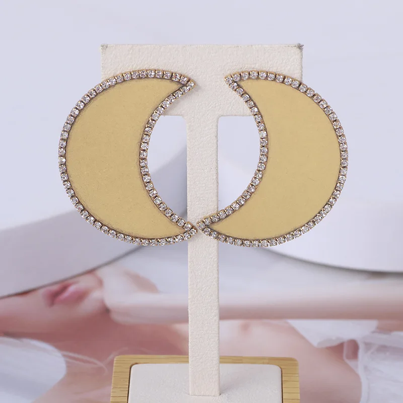 

European and American Fashion Ornament Personality Moon Crescent Shape Inlaid Small Diamond Large Size Ear Clip 1