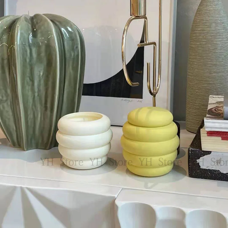 

Creative Bee Scented Candle Holder Mold honeycomb Shape Concrete Candle Vessel Mold With Lid Silicone Candle Cup Mold