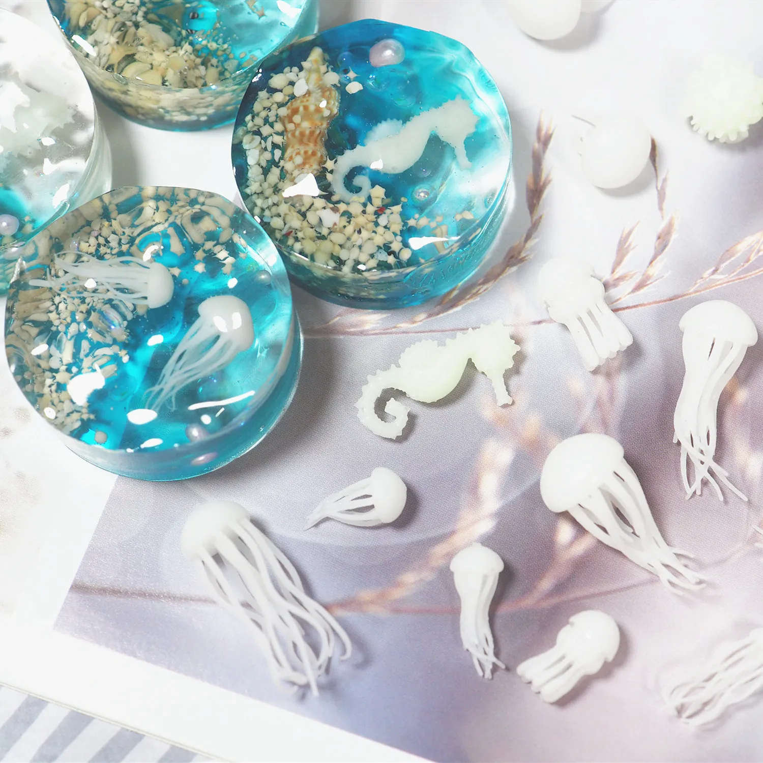 

Mini Jellyfish Model For Silicone Mould Filling Material Marine Organism Resin Epoxy Casting Mold DIY Handmade Art Home Supplies