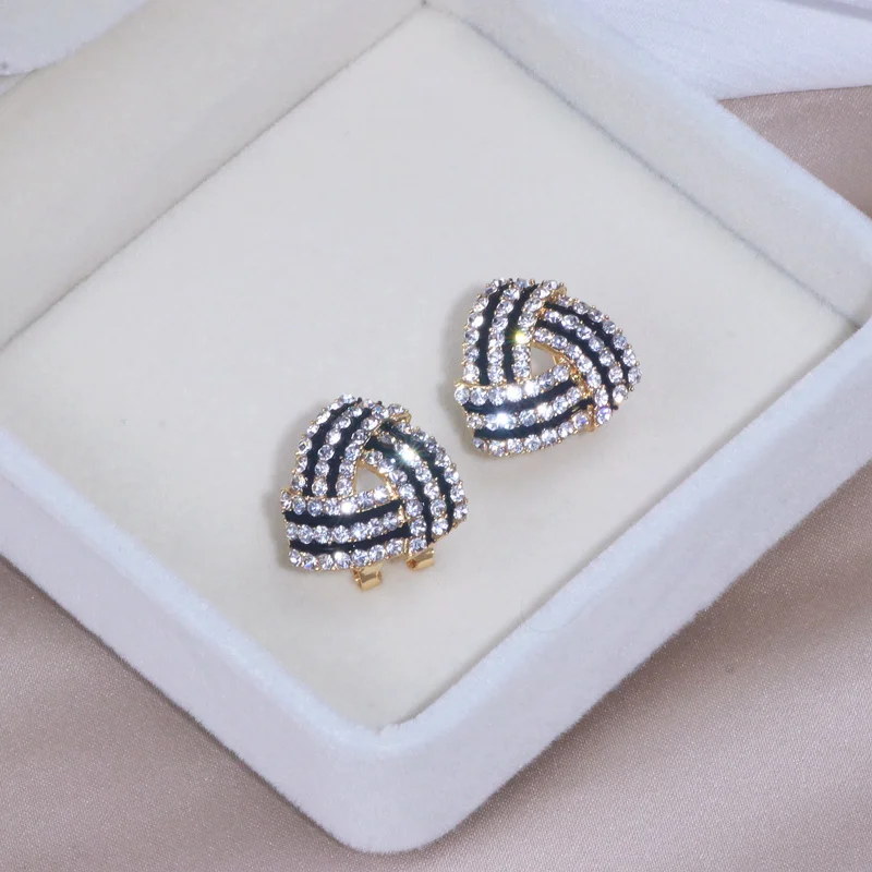 Новый дизайн простой большой серьги-гвоздики геометрической формы для женские