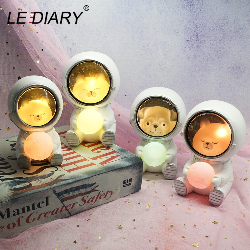 Ночсветильник LEDIARY в виде животного астронавта кошки медведя украшения