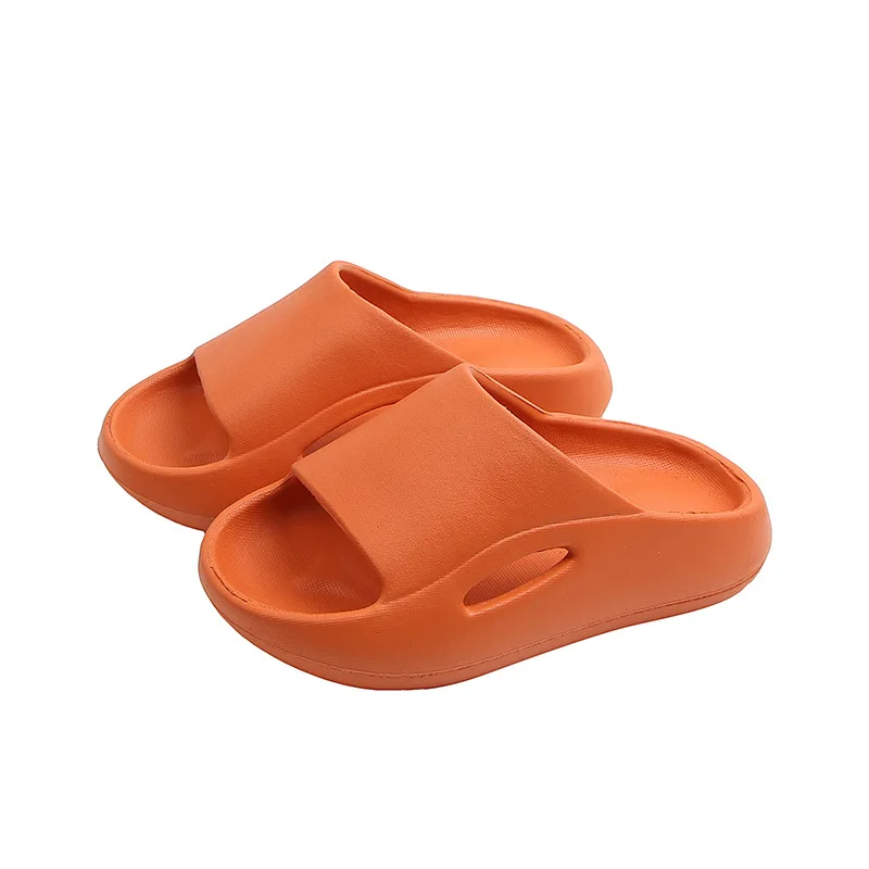 

2021 PVC Slides for Kids Solid Boys Girls Indoor Slippers Flat Heels House Shoes Lovely Children Bathroom Shoes Slippers E02274