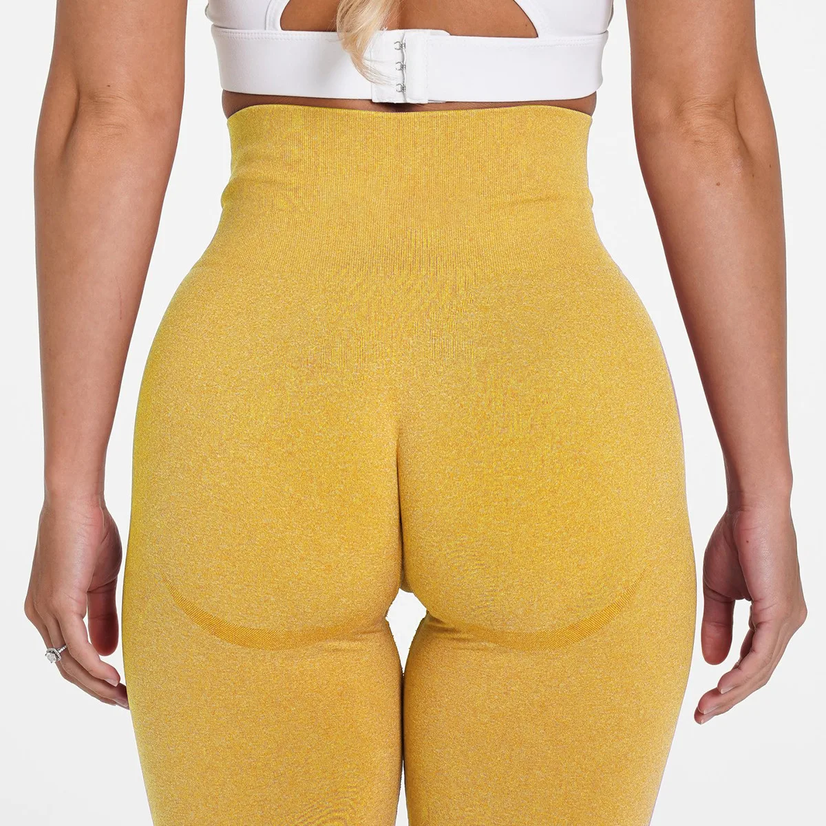 

New style yoga shorts seamless knitted sports tight shorts high elasticity quick-drying body shaping fitness yoga pants women