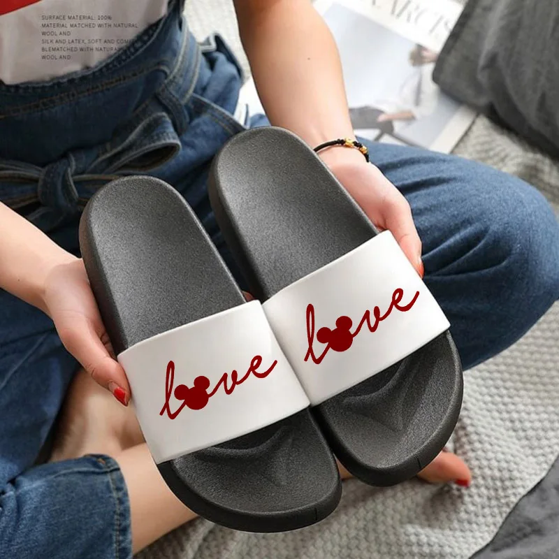 

2021 Women Shoes Indoor Slippers Creative Letter Print Summer Non-slip Flip Flops Bathroom Home Sandals Open Toe Ladies shoes