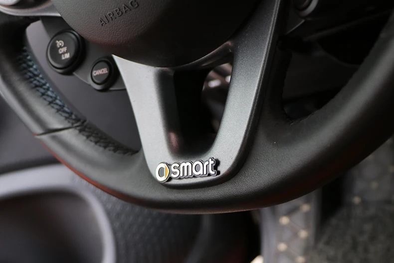Наклейка на руль для автомобиля, украшение для Mercedes Smart 453 451 450 fortwo forfour, логотип из алюминиевого сплава, украшение