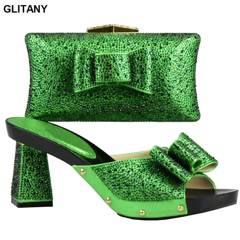 Комплект из обуви и сумки украшенные стразами в африканском стиле Итальянские