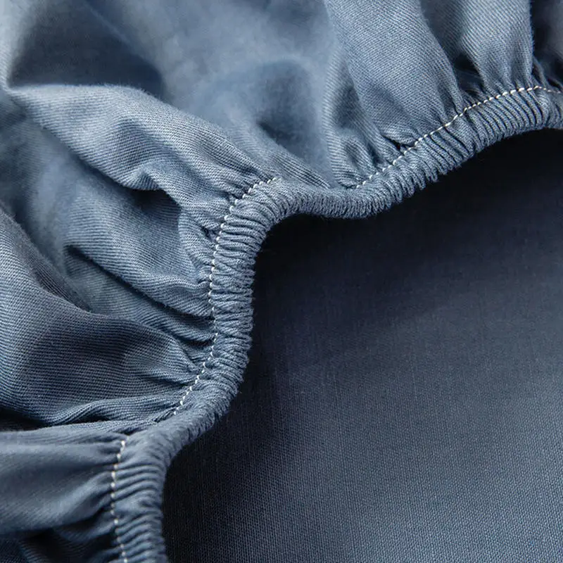 Простыня хлопчатобумажная однотонная голубая с резинкой 1 шт. | Дом и сад