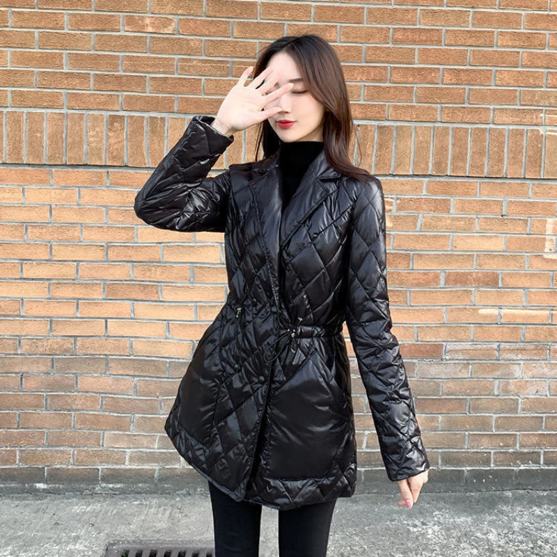 Зимняя женская Легкая стеганая куртка модная утепленная средней длины в