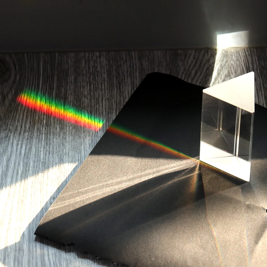 

1PC 30x30x50mm Triangular Prism Optical Prisms Glass Physics Teaching Refracted Light Spectrum Rainbow Teaching Equipment
