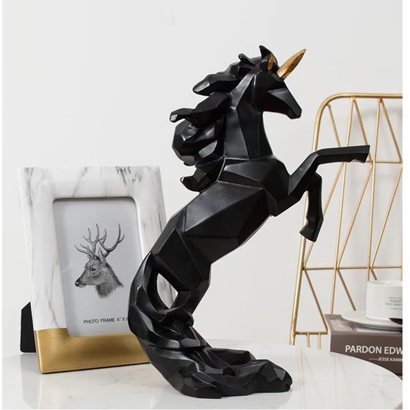 

NORDIC MODERN ORIGAMI UNICORN FIGURINE ART SCULPTURE HANDICRAFT RESIN ANIMALS STATUES SIMPLE HOME DECORATION COUPLES GIFT R2547