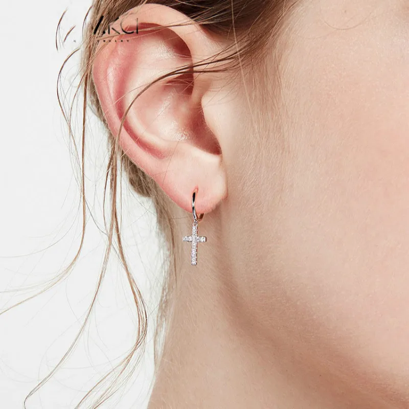 Женские серьги-кольца из серебра 925 пробы с фианитами | Украшения и аксессуары