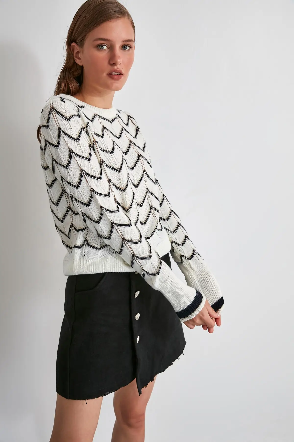 

Trendyol Zigzag Silvery Knitwear Sweater TWOAW20FH0004