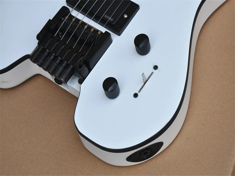 Белая безголовая электрическая гитара со специальным мостом подставка из