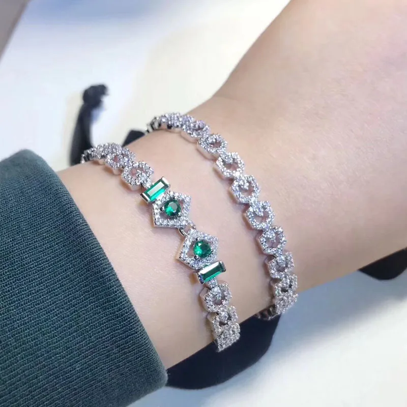

SOELLE 925 Sterling Silver Luxury Geometry Chain Manacle Bracelet Pave Full 3A Cubic Zirconia Bangle Women Fashion Party Jewelry