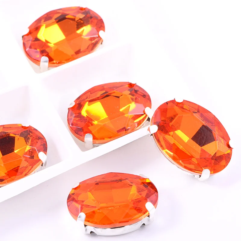 Стразы с кристаллами овальные стразы пришивные закрепкой в виде когтей плоской