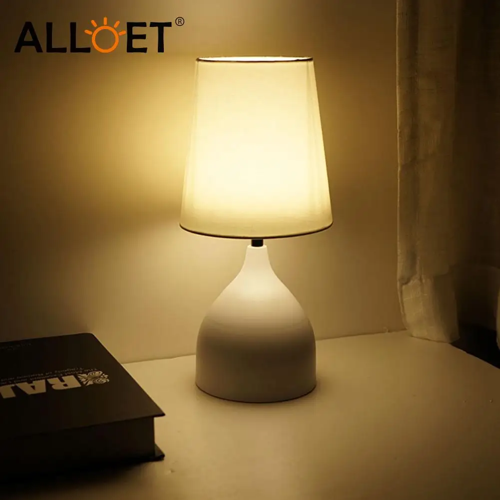 

Простая Современная настольная лампа, спальня, гостиная, Настольная прикроватная лампа, романтическое обучение, сенсорный ночсветильник в ...