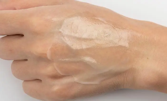 Японское супергиалуроновая кислота хадахалабо Gokujyun увлажняющее Молоко 140 мл |