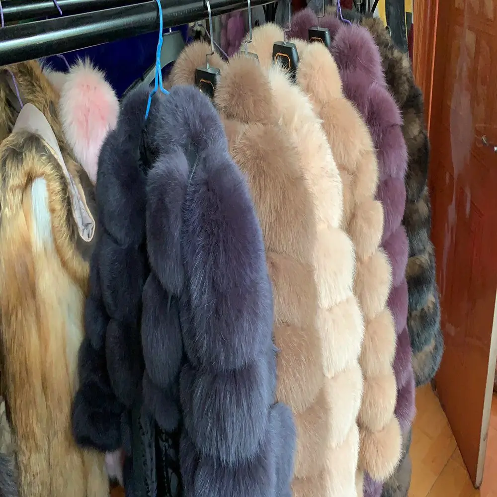 Long sleeves Women Warm Real Fox Fur Coat Short Slim Winter Genuine Fur Jacket Fashion Outwear Luxury Natural Fox Fur Coat For