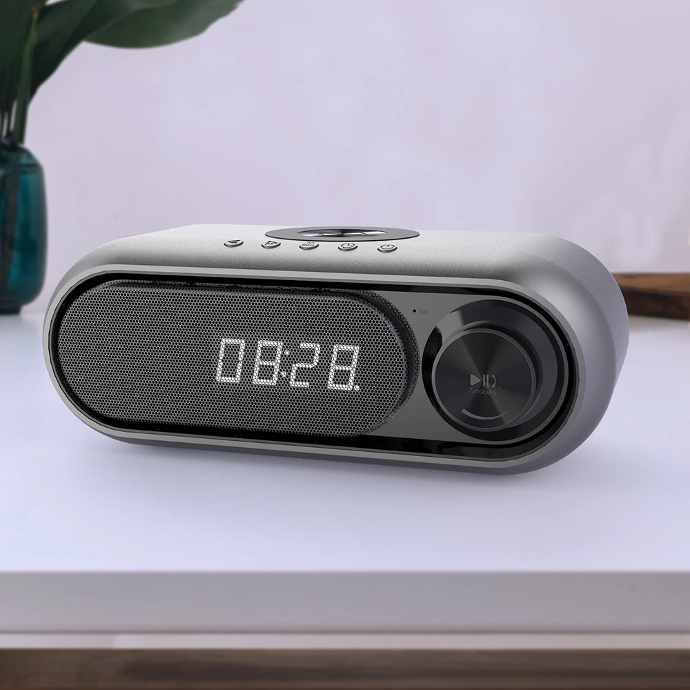 2022 New Retro Wireless Bluetooth Speaker Charging Desktop LED Clock alarm FM Radio Sound TF Card Speaker with Wireless Charger