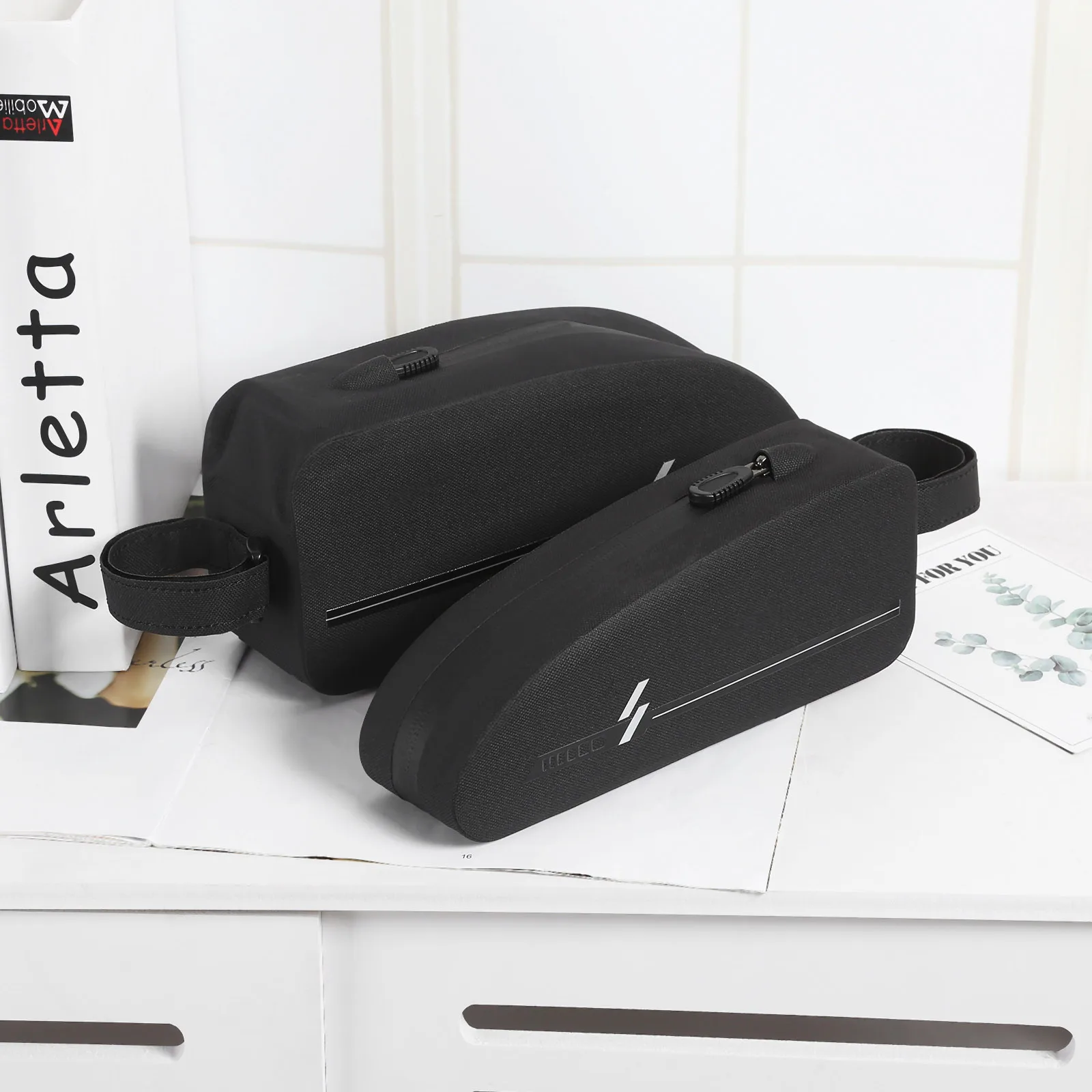 

Cycling Bike Bicycle Top Front Tube Bag Nylon+TPU Waterproof Frame Bag Big Capacity MTB Bicycle Pannier Case Bike Accessories