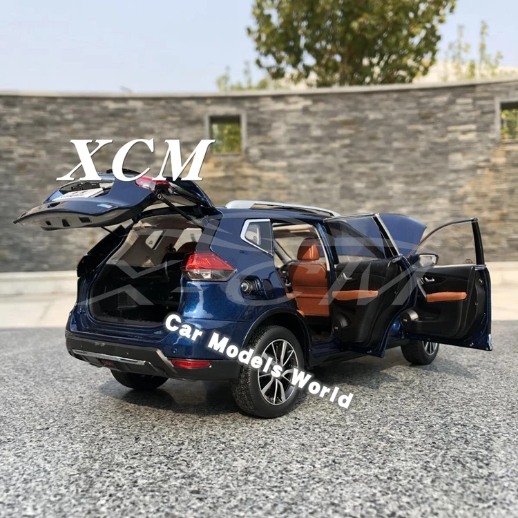 Литая модель автомобиля для нового X-Trail 1:18(синий)+ маленький подарок