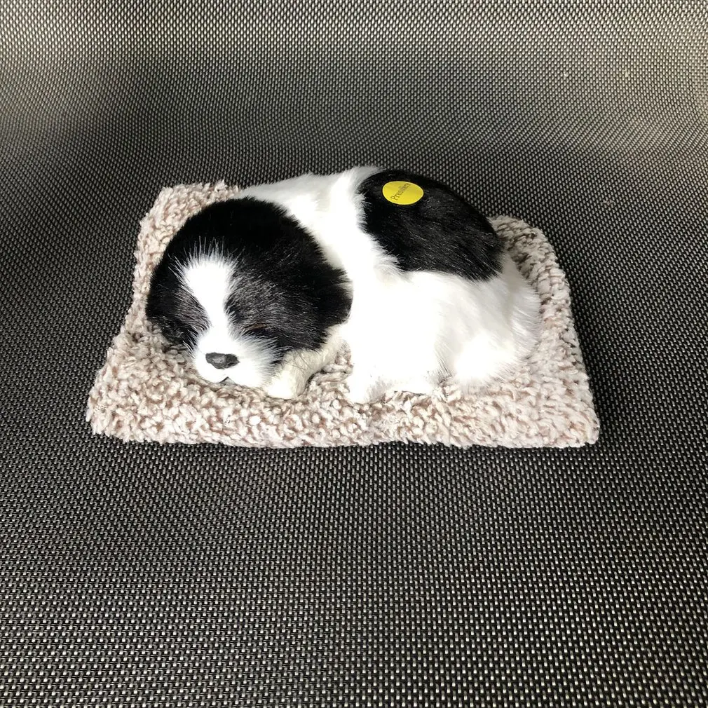 

Bamboo Charcoal Dog Car Ornaments Dolls Hyenas In Addition To Formaldehyde In Addition With Activated Carbon Package