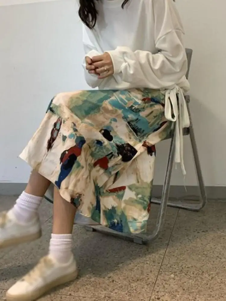 

Early Autumn New Ladies Korean Fashion Retro Casual Slimming Irregular Print Design Mid-Length Oil Painting Skirt