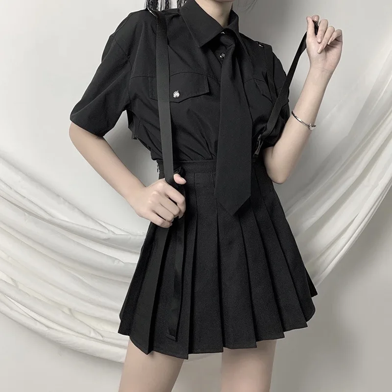 

Black Punk Woman Mini Pleated Skirts 2020 Lady Empire A-line Plastic Buckle Baldric Sash Hip-hop Gothic Harajuku Street Skirt