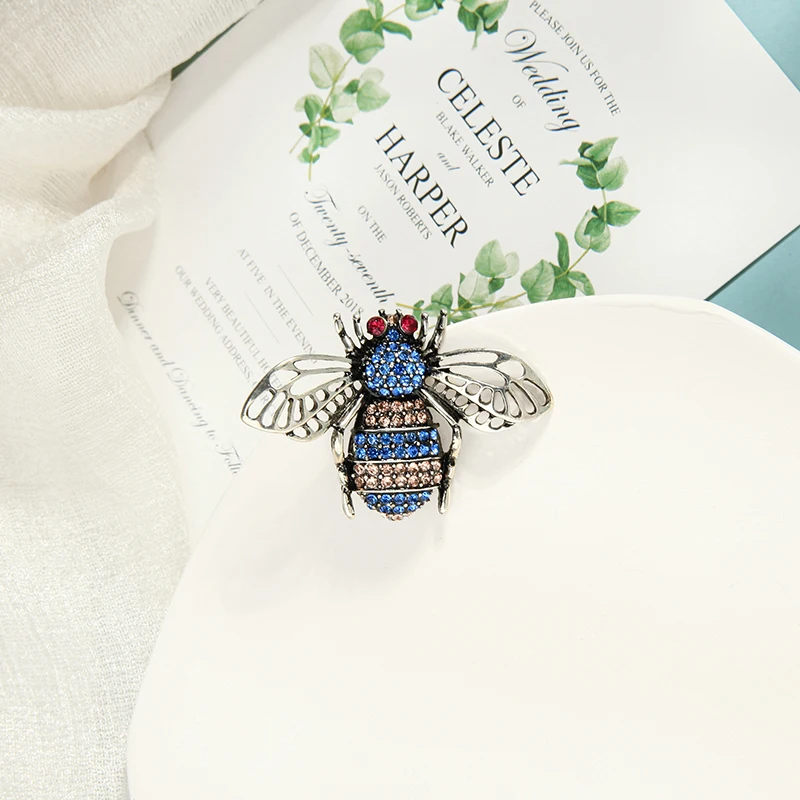 Uer Милая брошь-насекомое для женщин Подарочные Изящные винтажные Серебристые