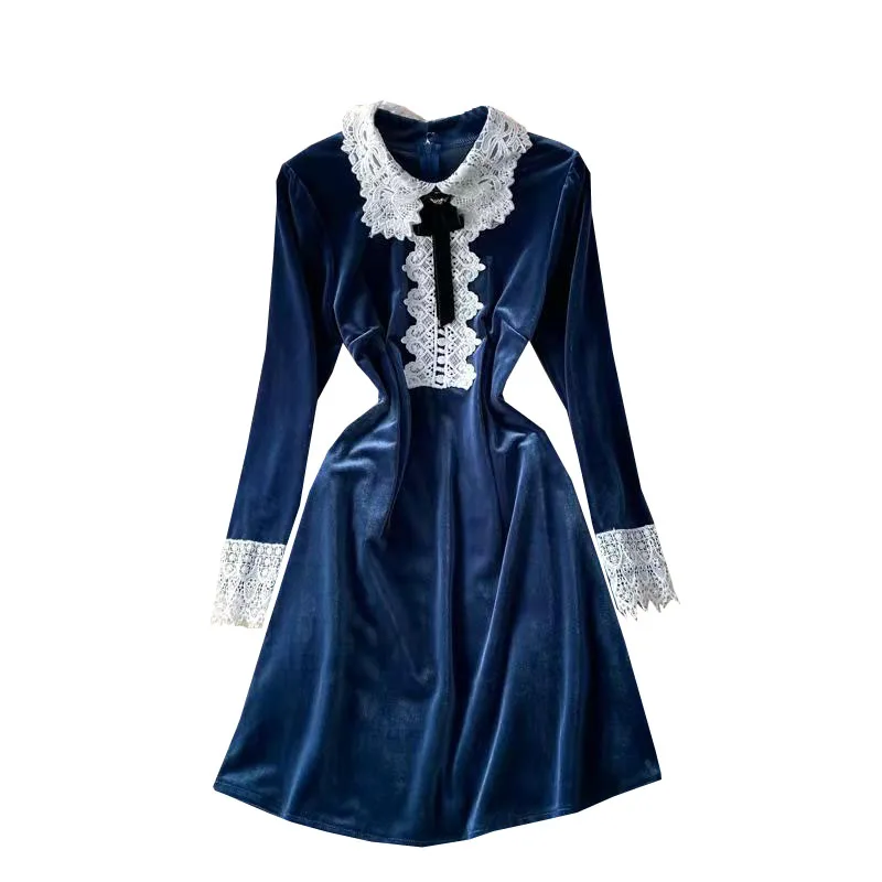 

Benmingnian red temperament lace stitching velvet A-line dress foreign style small bottom high waist