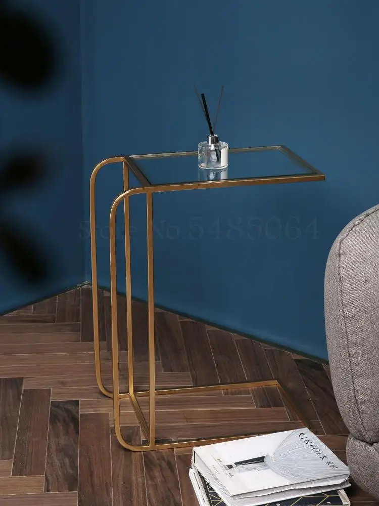 Боковой столик в скандинавском стиле для маленькой квартиры современный простой