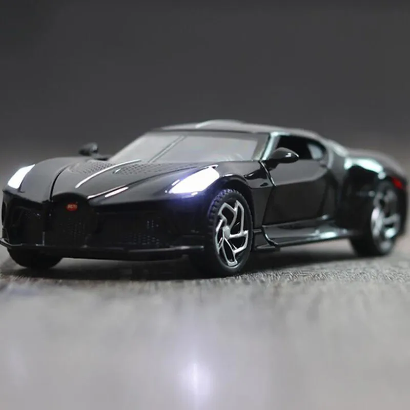 

1/32 Alloy Toy Vehicle Bugatti La Voiture Noire Sports Model Car Die Cast Pull Back Sound Light Supercar Miniature Toys 064