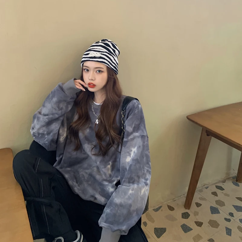 Свитшот женский весенне-осенний минималистичный дизайн повседневные женские