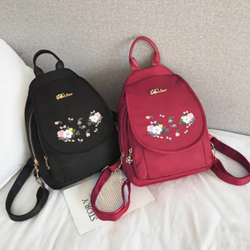 

Women's bag 2020 new nylon shoulder multi-function bag female Korean version of the wild retro embroidery travel crossbody bag