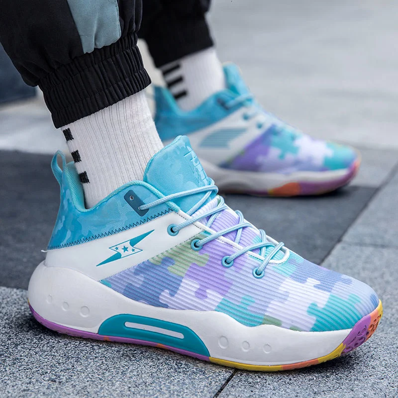

2021High Quality Fly Weaving Breathable Rubber Junior Fashion Outdoor Indoor Basketball Shoes Student Sneaker Camouflage Color