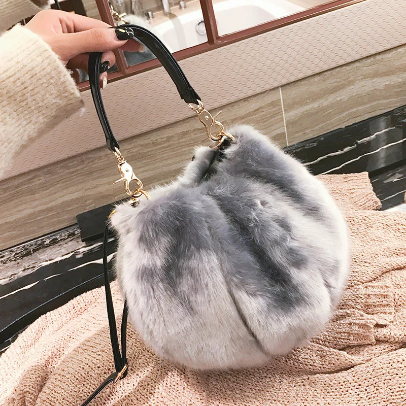 Женская осенняя и зимняя плюшевая сумка на плечо с магнитной пряжкой Корейская