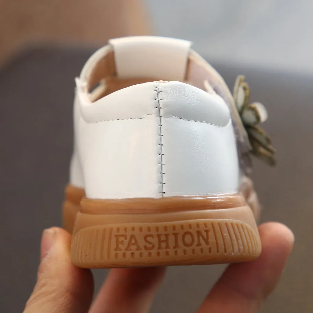 2021 модные сандалии для девочек милая вечерние чная Мягкая Повседневная обувь с