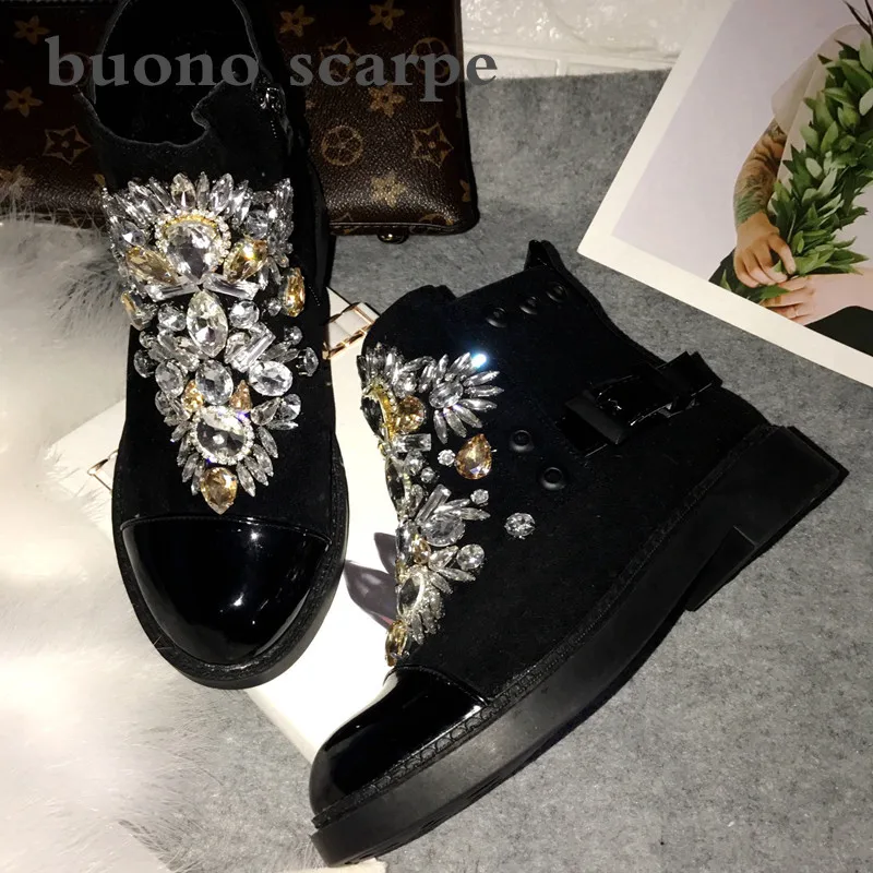 Женские ботинки Martin в британском стиле черные челси на плоской подошве короткие