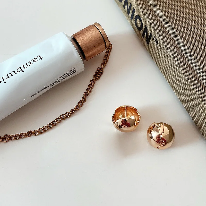 

Hot Fashion Glossy Round Ball Earrings 585 Rose Gold Simple Stud Earrings for Women High Quality Daily Fine Jewelry