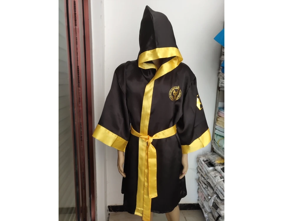 

2019 NewBoxing Costume Adult Champion Boxer Robe Gold Belt Suits Cosplay Playing Boxing Match Uniform Carnival Halloween Wesing