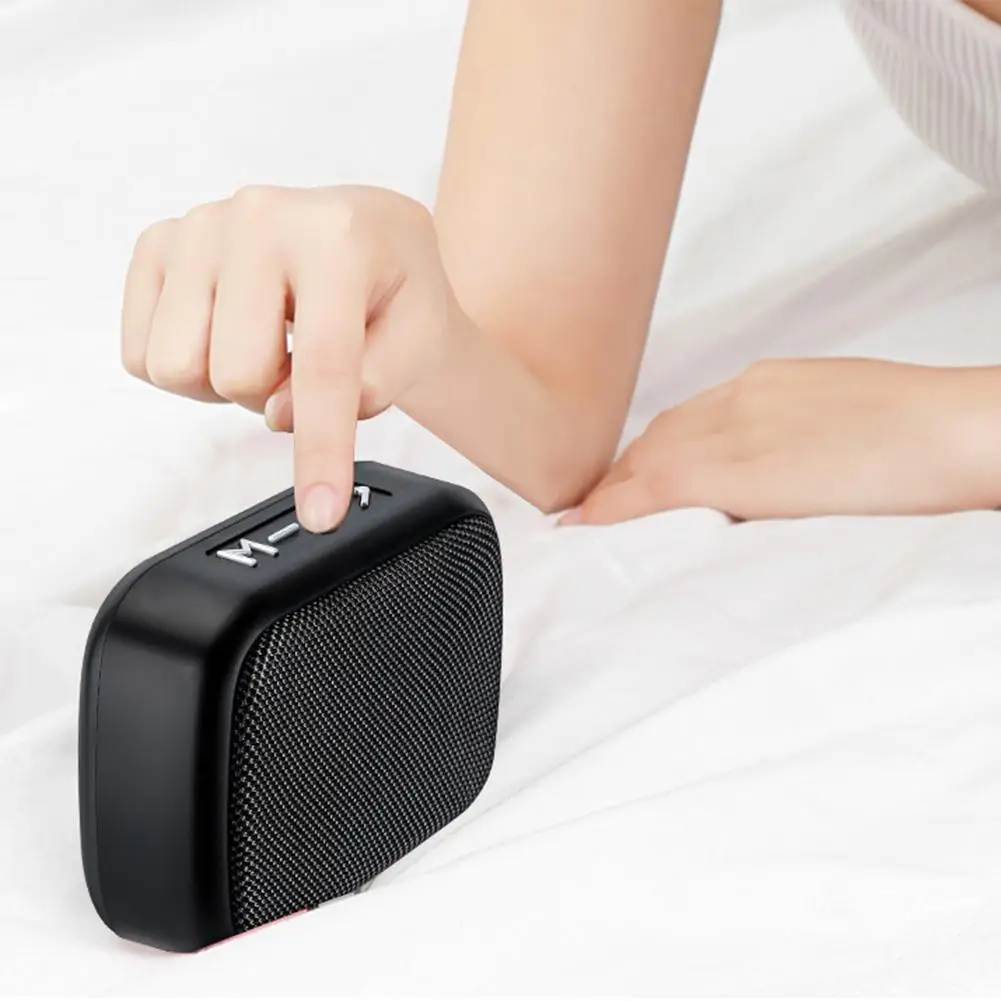 

Mini Portable Bluetooth Speaker Outdoor Column Speaker Wireless Stereo Music Surround With Data Cable Cardboard Box Package