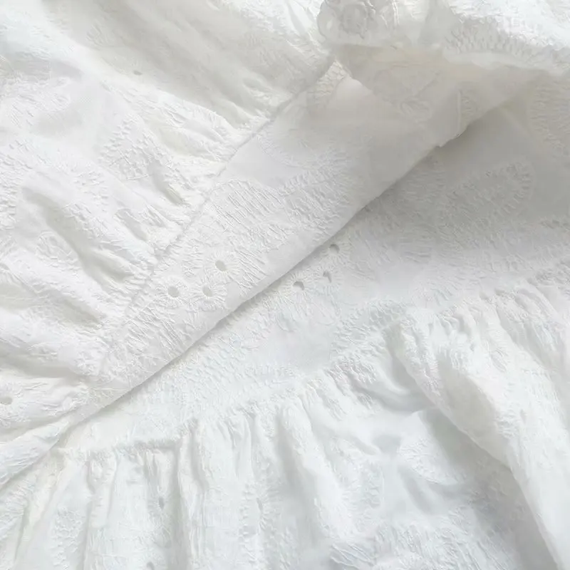 

Women New Summer 2021 Elegant Dress White ZA Hollow Out Embroidery Vintage Female Loose V-Neck Party Dresses Vestidos Clothes