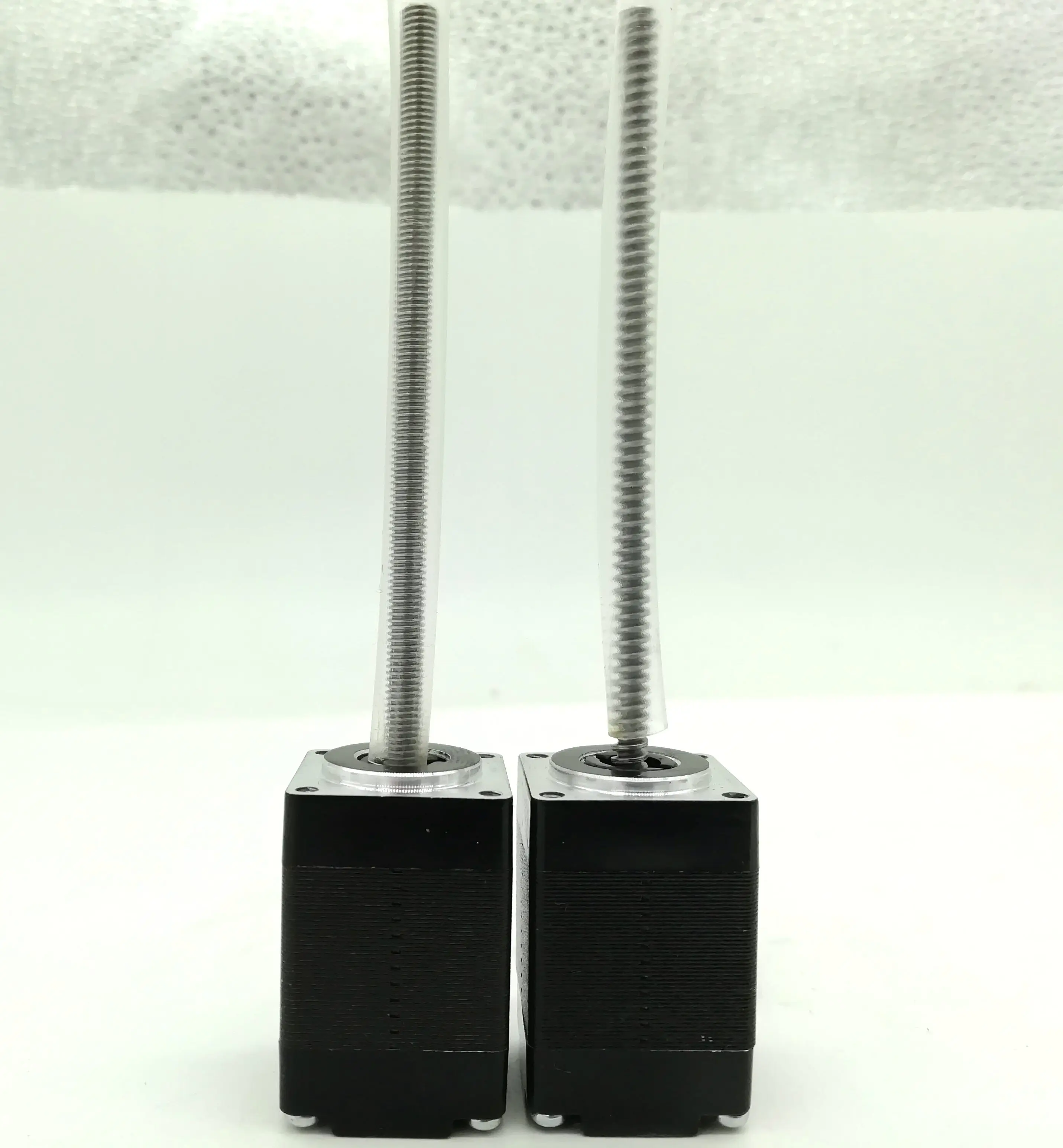 Невыпадающий линейный шаговый двигатель Nema8 100 мм а для 3D-принтера | Обустройство