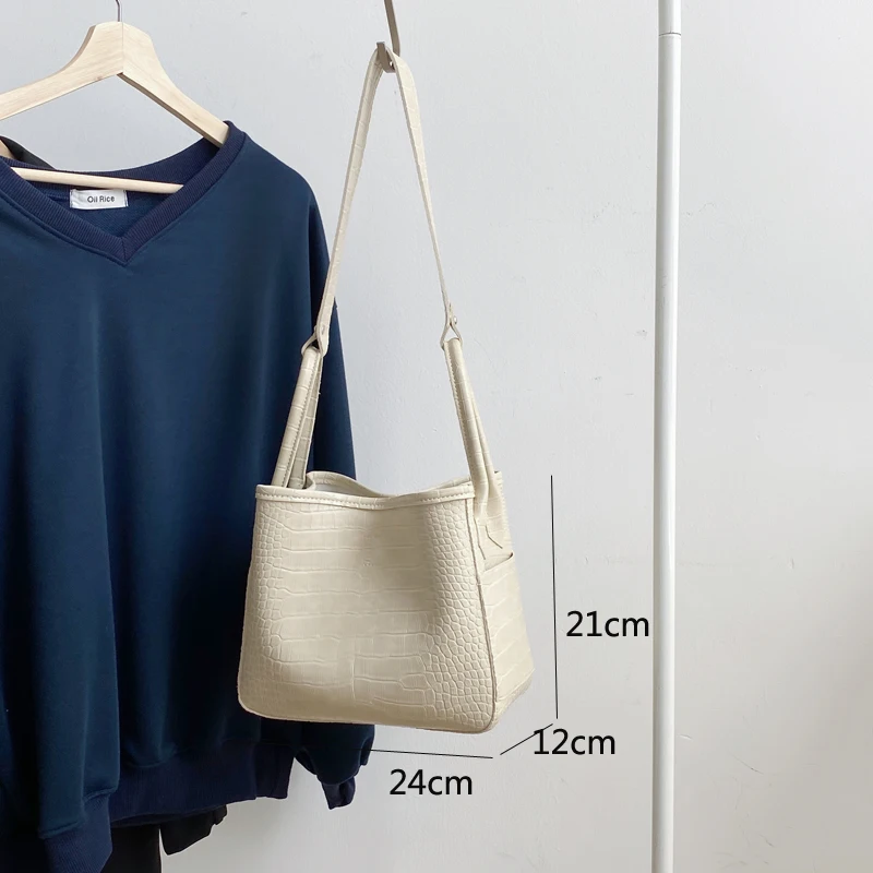 

Korean Crocodile Pattern Small Women Handbags Designer Lady Bucket Bag PU Leather Alligator Female Shoulder Bag Sets Whole Sale